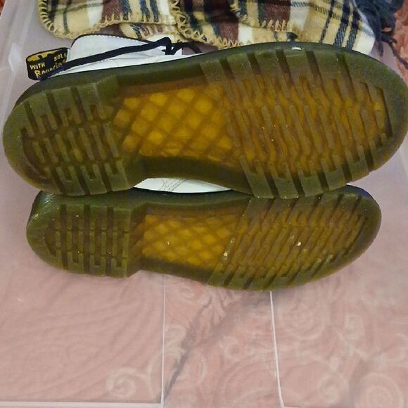 Dr. Martens White Leather Boots - Picture 5 of 6